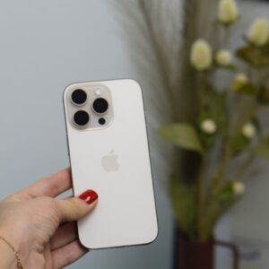 iPhone 16 Pro 256GB Desert Titanium